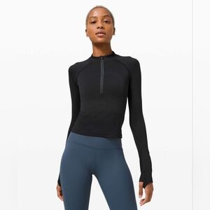 Lululemon Size 8 Swiftly Tech 1/2 Zip 2.0 *Cool Black Graphite Grey